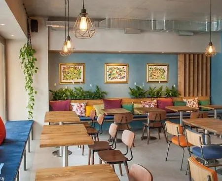 Апартаменти Joy Cafe&bakery Скоп'є